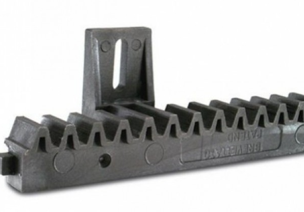 Cremaliera cu insertie metalica